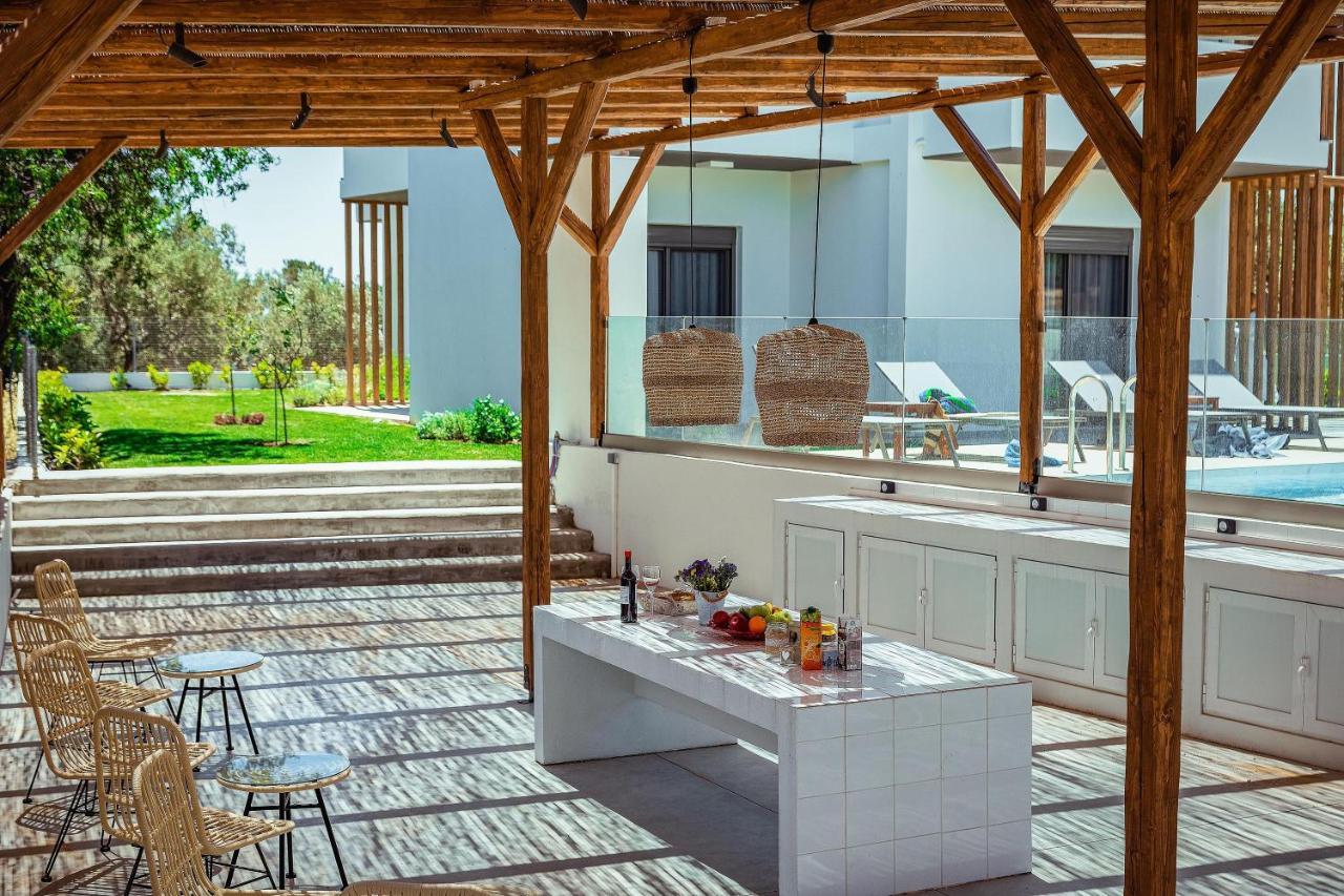 Kipos Suites & Apartments (Adults Only) เกนนาดี ภายนอก รูปภาพ